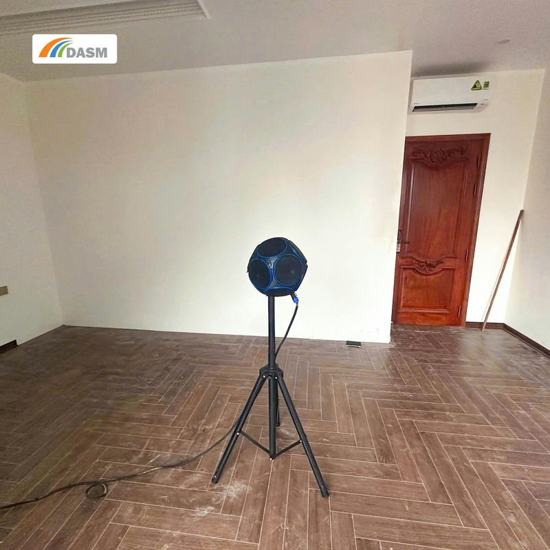 DASM dùng loa đa hướng (omnidirectional) phát tiếng hồng (pink noise) ở phòng tầng trên