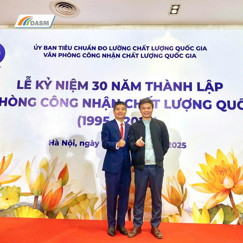 Đại diện viện DASM chụp ảnh kỷ niệm cùng các chuyên gia BoA